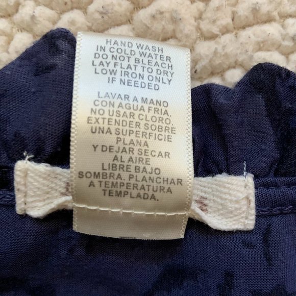 Ruffle Neckline Sleeveless Top - Set of 2 - Picture 4 of 5